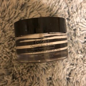 Bosnia Charcoal Pore Pudding Mask